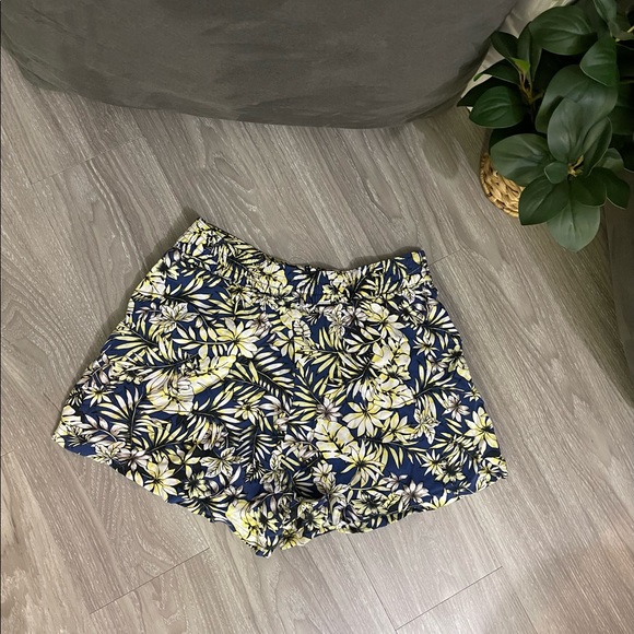 🔵5 For $15🔵 DeFacto Flowy Tropical Zip Up Shorts - Picture 7 of 9